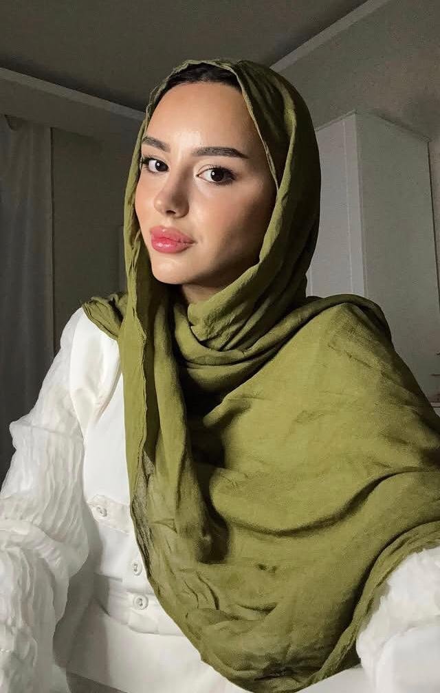Güzelbahçe Aşka Doymuş Kadın Escort Eylem